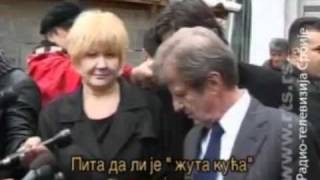 Bernard Kouchner rit des victimes serbes du trafic dorganes au Kosovo [upl. by Lari]