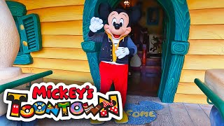 Early Morning in Mickeys Toontown  Disneyland Rides amp Characters 4K POV [upl. by Arsuy603]