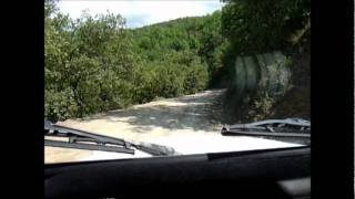 Piste du Canigou vers Villerach Prades 66500 en 2 CV [upl. by Suoiluj]