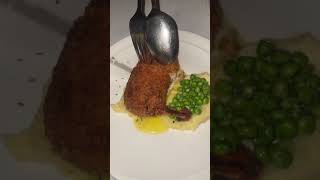 🍗🍖Chicken Ala Kiev from Trincas kolkata alakiev chickenlover hungrysoulmates [upl. by Mercedes]