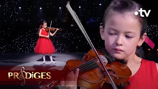 Sora 9 ans joue au violon Summer 1 de Max Richter  Vivaldi  Prodiges 2022 Saison 9 finale [upl. by Ahsienar]