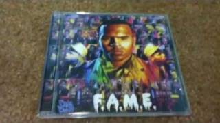 Unboxing Chris Brown  FAME [upl. by Anirba519]