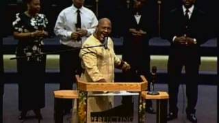 Pastor Marvin L Winans singing A Song of Consecration [upl. by Bohi]