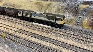 Heljan’s brand new O Gauge Class 58 is put through its paces on Heaton Lodge Junction [upl. by Bertolde]