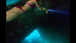 Swimming a lap of the underwater Tunnels in the Tobermory Grotto freediving [upl. by Nolita951]