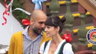 FC Bayern Spieler Oktoberfest 2014  KäferSchänke mit Pep Guardiola Ribéry amp Co [upl. by Caputo]