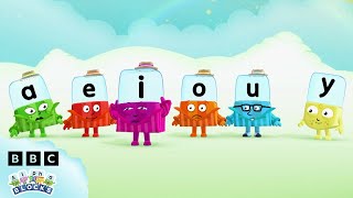 Vowel and Consonants Fun Adventure Exploring Letters  Learn to spell  officialalphablocks [upl. by Mose]