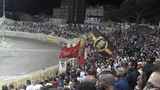 Coro della Curva Massimo Capraro CATANZARO  VINCI PER NOI [upl. by Bomke632]