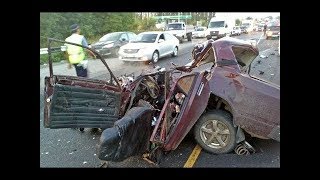 Fatal Car Accidents Caught on Camera 2017 [upl. by Emerson]