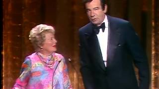 Walter Matthau and Janet Gaynor 1978 Oscars [upl. by Llednyl137]