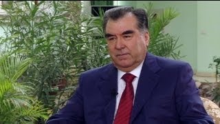 euronews interview  Emomali Rahmon  quotla question des droits de lhomme progresse petit à petitquot [upl. by Hairakcaz]