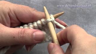 Breien basissteken Recht Engelse methode  Knit stitch English method [upl. by Roach464]