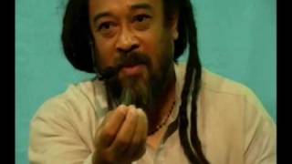 I exist amp Awareness  Mooji London Satsang 5 [upl. by Annaujat642]