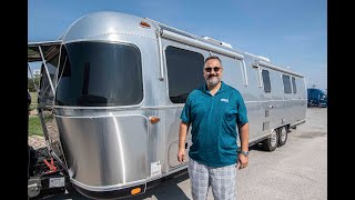 2019 Airstream Classic 33FB Twin 17U221402 [upl. by Melliw]