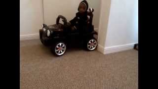 Kid driving a 6v battery powered Jeep Car [upl. by Mikael]