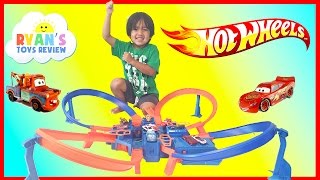 Hot Wheels Criss Cross Crash Track Motorized Toys Cars for Kids [upl. by Ahseyk]