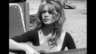 Brigitte Bardot  Ne me laisse pas laimer [upl. by Floria]