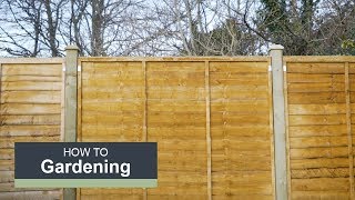 How to install a fence with Wickes [upl. by Leakim587]