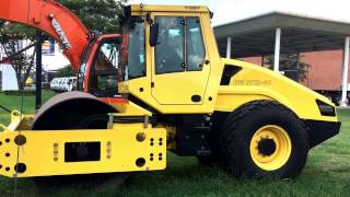 Equippocom  Used heavy equipment for sale  Bomag BW211D40 [upl. by Ayrad]