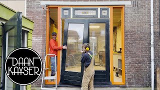 100 jaar oud huis deel 10 Zijramen maken en Pui plaatsen [upl. by Opal190]