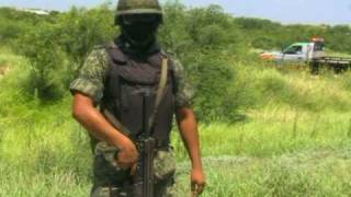 Militares agreden a reporteros de Nuevo Laredo 13 de Julio [upl. by Briscoe490]