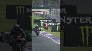 aksi brutal marquez di honda rcv213v [upl. by Novikoff366]