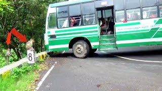 Bus reversing Bend Turning And Car Crossing 2540 Hairpin Bend Road Valparai Hills Pollachi [upl. by Poree]