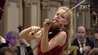 CSaintSaëns Violin Concerto No3  Simone Lamsma  FrançoisXavier Roth  Les Siècles [upl. by Jacie108]