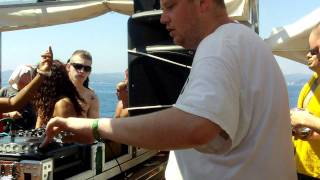 PROPZ ROWNEY amp MC TRIGGA TRIGGA BOAT PARTY INNO IN THE SUN 2011 VID 07 [upl. by Graniela]