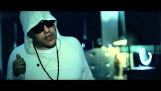 GUE PEQUENO FT CANEDA  IL RAGAZZO DORO  download  testo lyrics  official video aMusic [upl. by Dnaltiak]