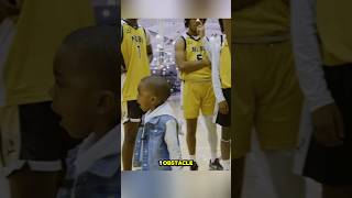 À seulement 5 ans il est devenu le plus petit coach de basketball de lhistoire [upl. by Kenleigh]