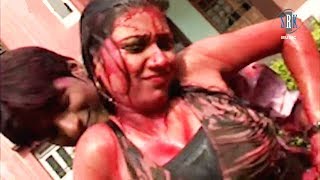 Jija Jaldi Hata Daal Ke  DEHATI Bhabhi  Holi Mazza  Albela Maradwa [upl. by Etteraj]