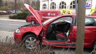 Unfall mit eingeklemmter Person in Lichtenstein Sachsen 04042012 [upl. by Hebbe]