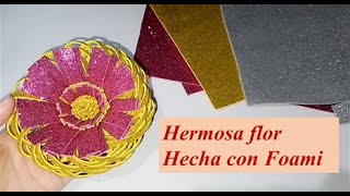 Como hacer Flor de Foami o Goma eva  Decoración Navideña fácil [upl. by Hakon]