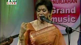 Tula rashir meye  Shakila Zafar Live [upl. by Atinel]