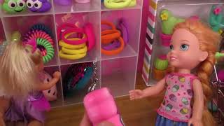 Shopping  Elsa and Anna toddlers buy from Claires store  Barbie [upl. by Atterahs588]