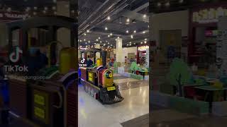 CUMAN ADA DI INDONESIA  KERETA API DI MALL [upl. by Drewett]