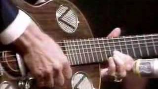 Chet Atkins performs quotHawaiian Wedding Songquot [upl. by Hauser]