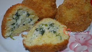 ARANCINI SICILIANI con besciamella e spinaci [upl. by Hurff6]