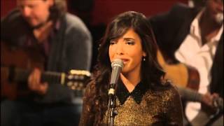 Indila  Run Run  Live in Paris [upl. by Laing59]