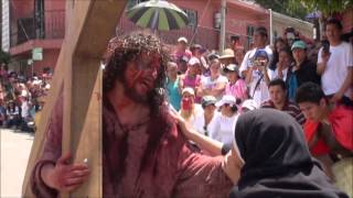 Escenas del Viacrucis Viviente 2014 Parroquia Nuestra Señora de la Merced León Gto [upl. by Ppilihp]