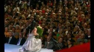 Operngala Anna Netrebko  quotBehind the scenesquot Teil 4 [upl. by Dnomayd]