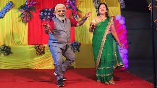 Aap Ke Aa Jane Se  Modi Ji Govinda Style Dance 🤣 [upl. by Yahsel]