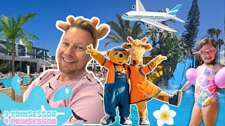 Vi åker till Cypern✈️☀️🌴 DEL 1  3prinsessor Vlogg 💕 Sunwing sandy bay Lollo amp Bernie [upl. by Dyraj44]