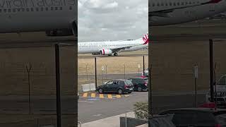 Virgin 737 automobile airplanelanding qantas [upl. by Jorin]