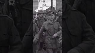 Soldaten der Bundeswehr singen 🦅🇩🇪militär soldaten tradition bundeswehr geschichte marsch [upl. by Ferdinand272]