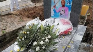 Côte dIvoire Nécrologie  S KELLY quot loiseau rarequot inhumé au cimetière de Konankro à Bouaké [upl. by Stout342]