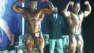 mr india 2015 final comparison between vipin petersangram chougule and murali kumar [upl. by Sinegold]