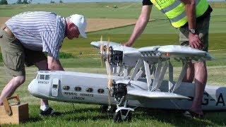 Handley Page HP42 RC Airplane Imperial Airways London [upl. by Jorry235]