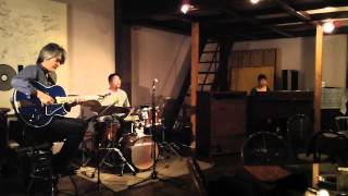 quotMercy Mercy Mercyquot  Rie Kakudo Organ Trio at quotCafe SOHOquot [upl. by Ateikan]